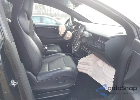 2018 Tesla Model X 100D/75D/P100D z USA, uszkodzony, nr VIN 5YJXCDE20JF113635